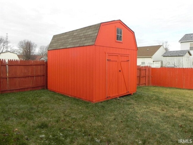 Photo - 340 Plantation Way