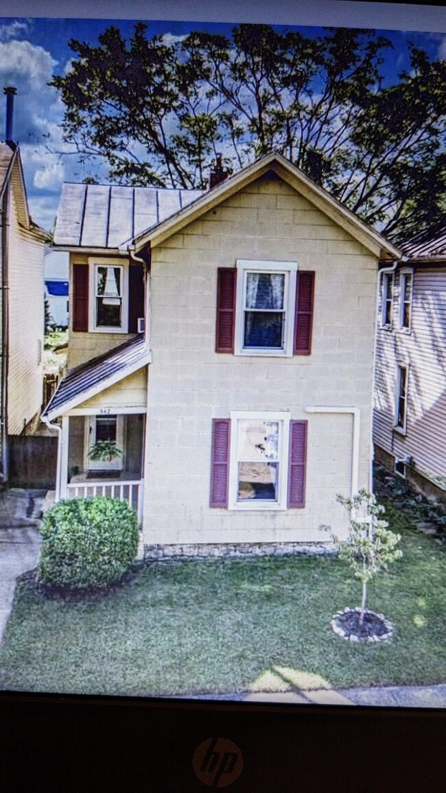 Building Photo - 542 Buckeye St