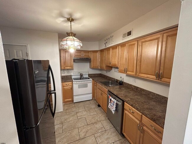 Photo - 2465 Arbor Ct Unit 2465