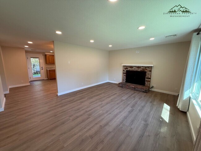 Photo - Updated Churchill 3 bedroom 2 bathroom Home