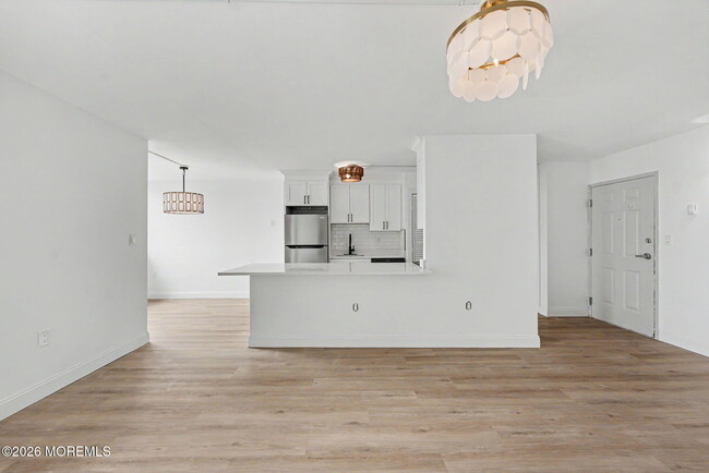 Photo - 1000 River Rd Unit 4G