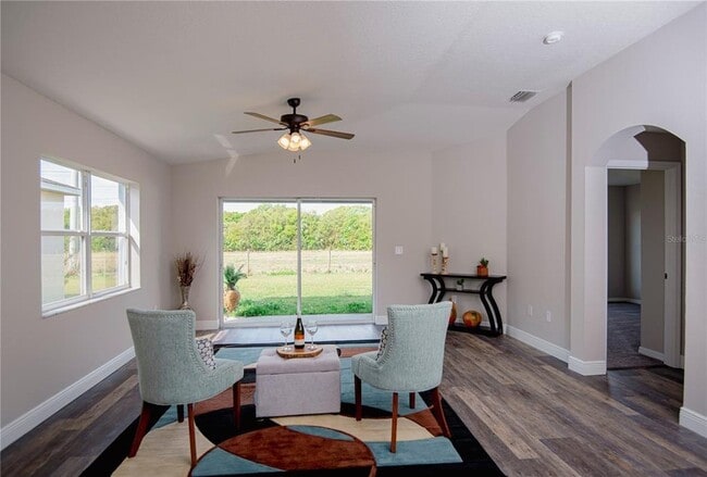 Building Photo - 8002 Carriage Pointe Dr