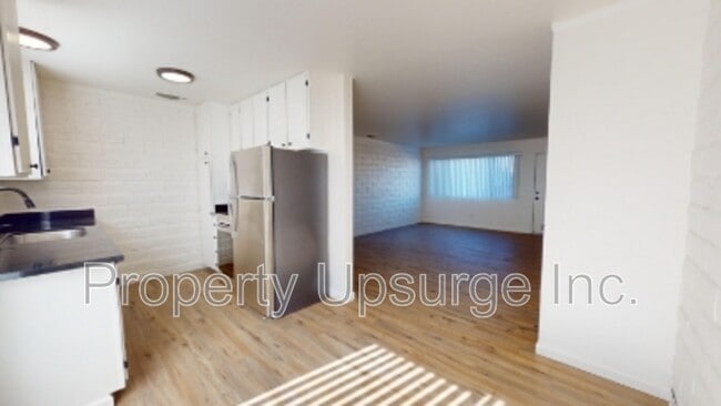 Photo - 1710 Bruce St