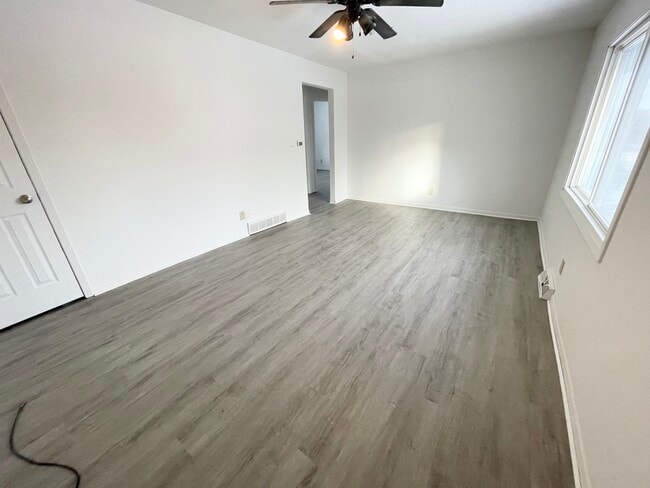 Photo - 2537 Lynner Dr