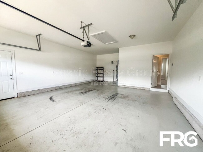 Photo - 313 N Landing Dr