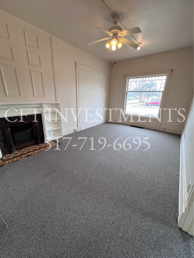 Living Room - 121 W Seminary St Unit Lower