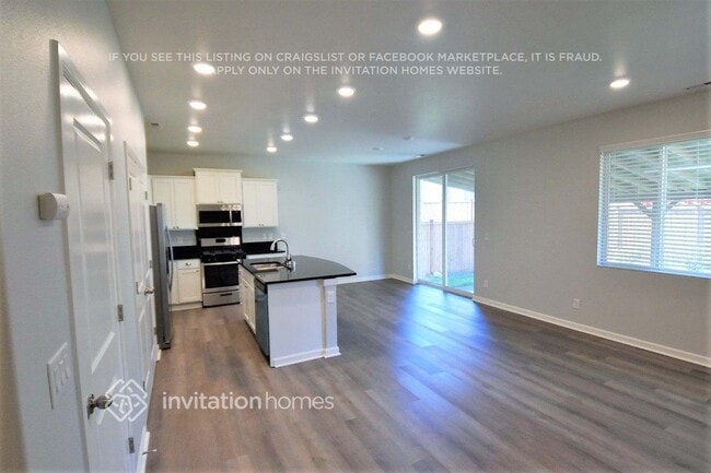 Photo - 511 Rosewood Dr SW