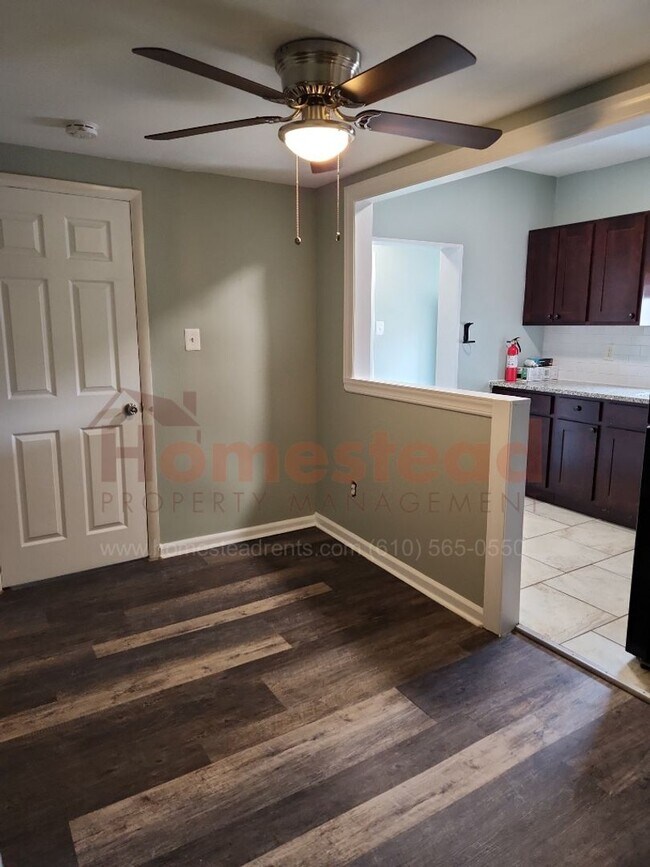 Photo - 3528 W 9th St Apartment Unit B
