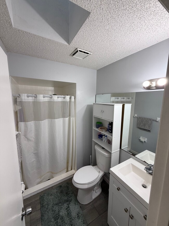 Photo - 39 Bannerwood Ln