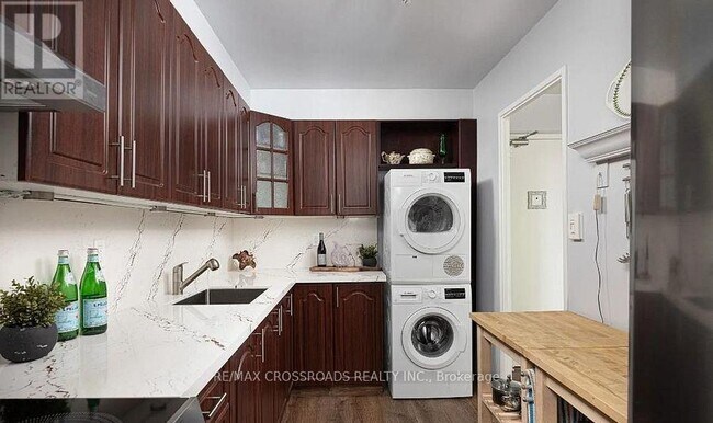 Photo - 1 Massey Square Unit 218