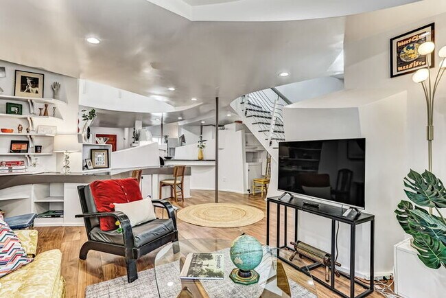 Photo - Design on Duffy