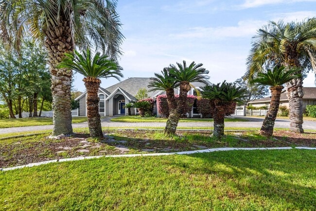 Photo - 83 Lake Lorraine Cir