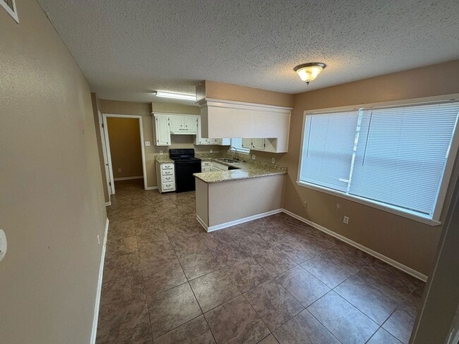 Photo - 3411 Denson Dr