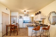 1BR, 1BA – 544SF - Dining Area