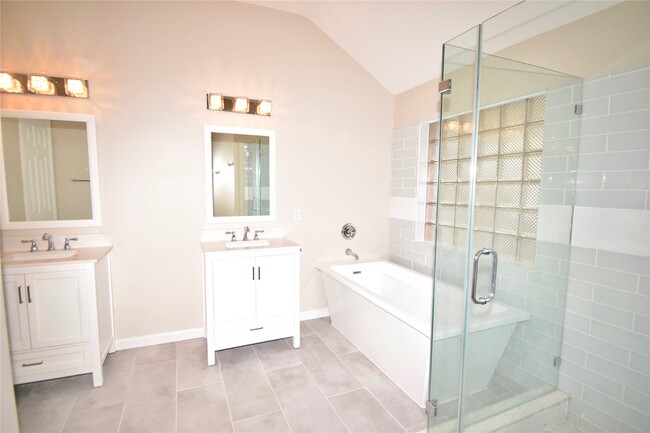 Photo - 6718 Flowermound Dr