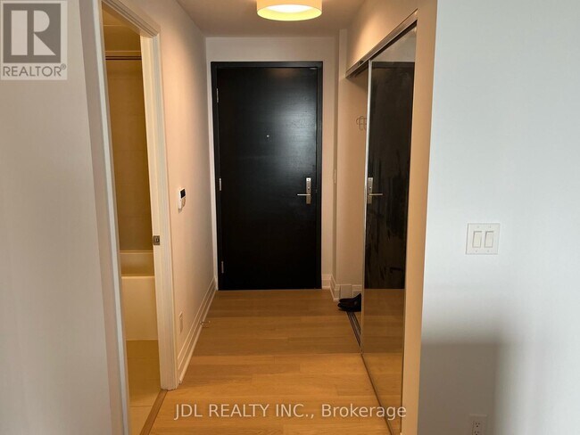 Photo - 1080 Bay St. Unit 3409