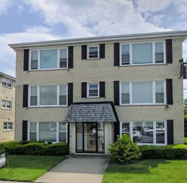 Building Photo - 9845 S Cicero Ave Unit 9845-2S