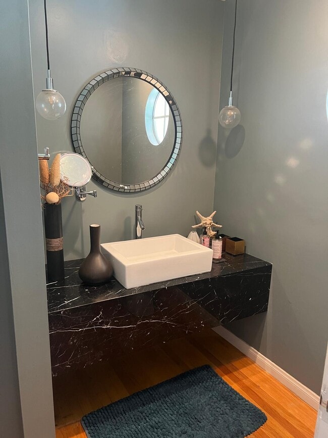 Photo - 2848 Westwood Blvd