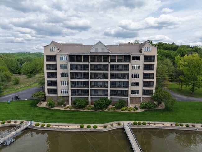 Building Photo - 201 Marina Residence Dr Unit 2C