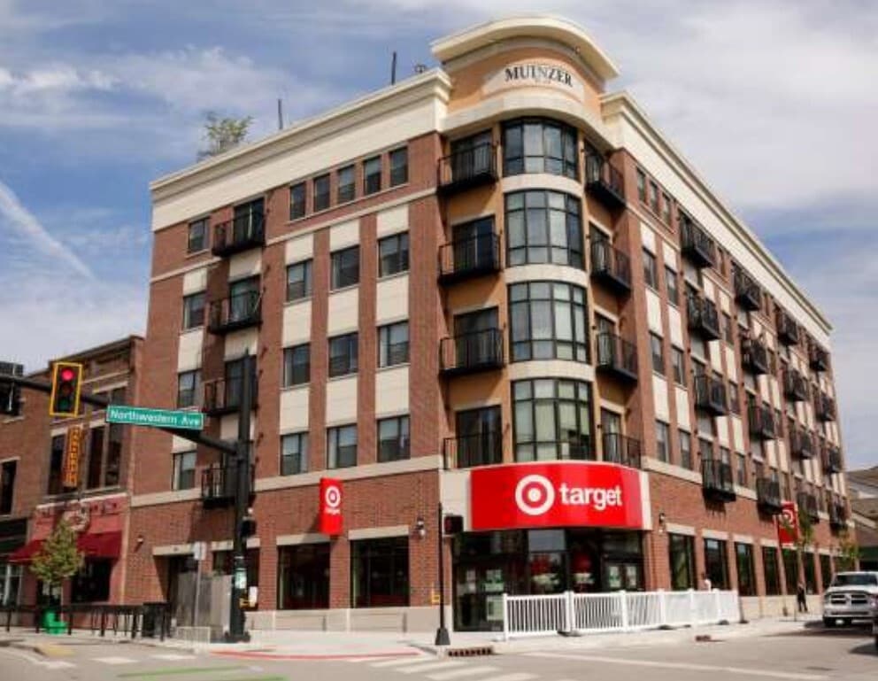 Muinzer - Close to Campus - Muinzer - Close to Campus