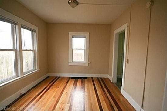 Photo - 10 Vandine Pl NE