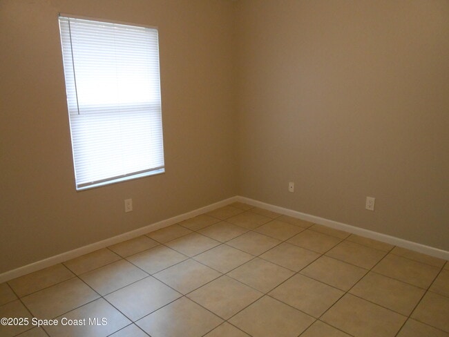 Photo - 359 Bay Ave Unit 4