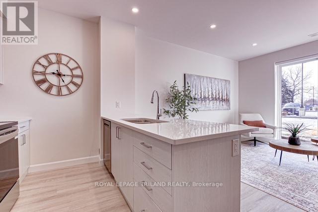 Photo - 75 Walnut St