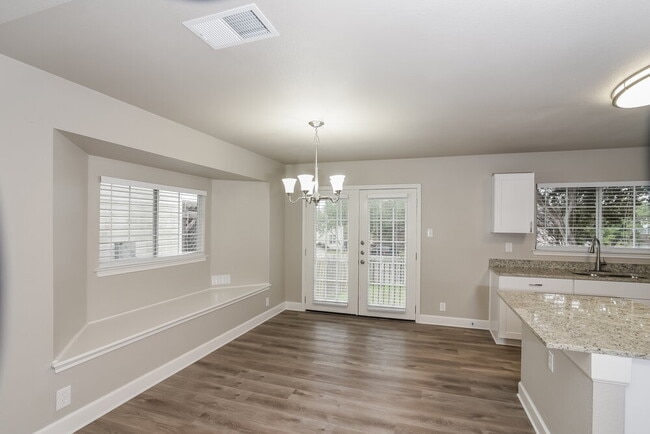 Photo - 10507 Stone Creek Pl