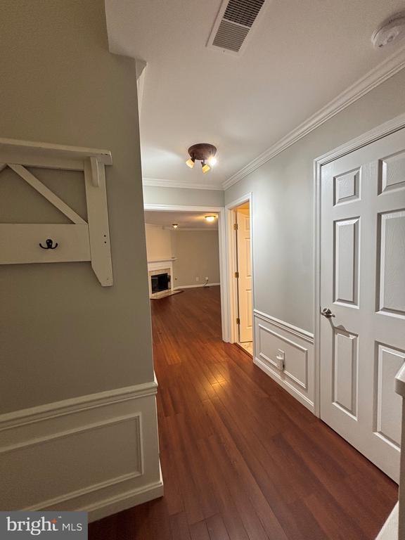 Building Photo - 9230 Cardinal Forest Ln Unit 302 Rental
