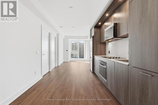 Photo - 25 Cordova Ave Unit 1006