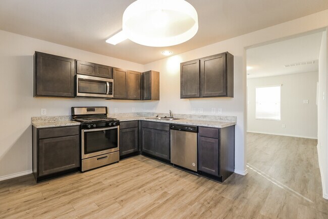 Photo - 2736 Atlas Dr