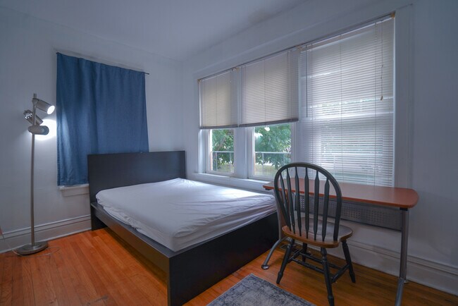 Photo - 750 Leland Ave