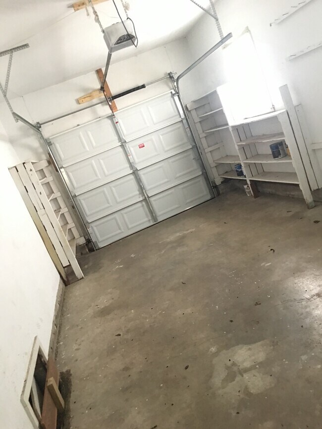 Photo - 1238 E 31st St S