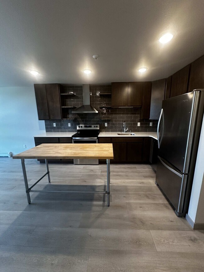 Photo - 300 Sheyenne St Unit 225