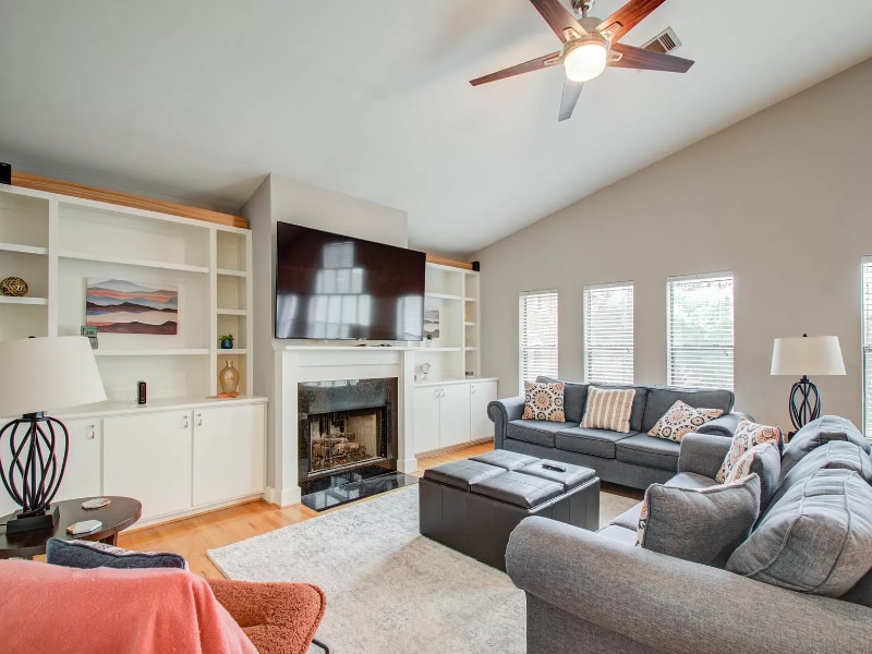 Photo - 9705 Riddlewood Ln