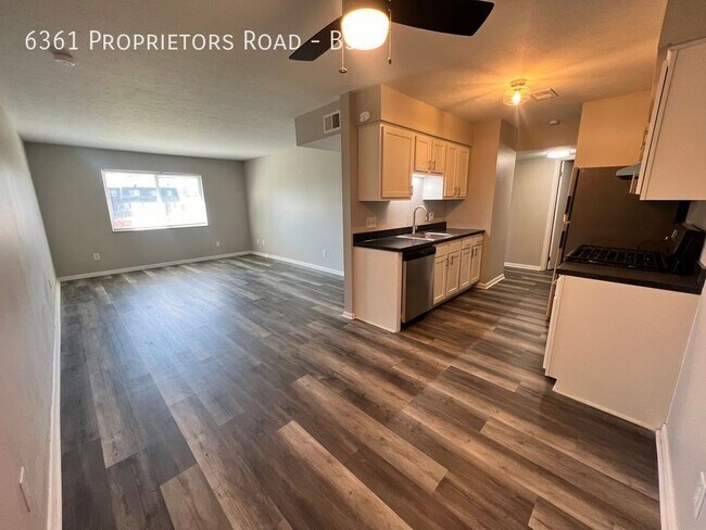 6361 Proprietors Rd Unidad B3