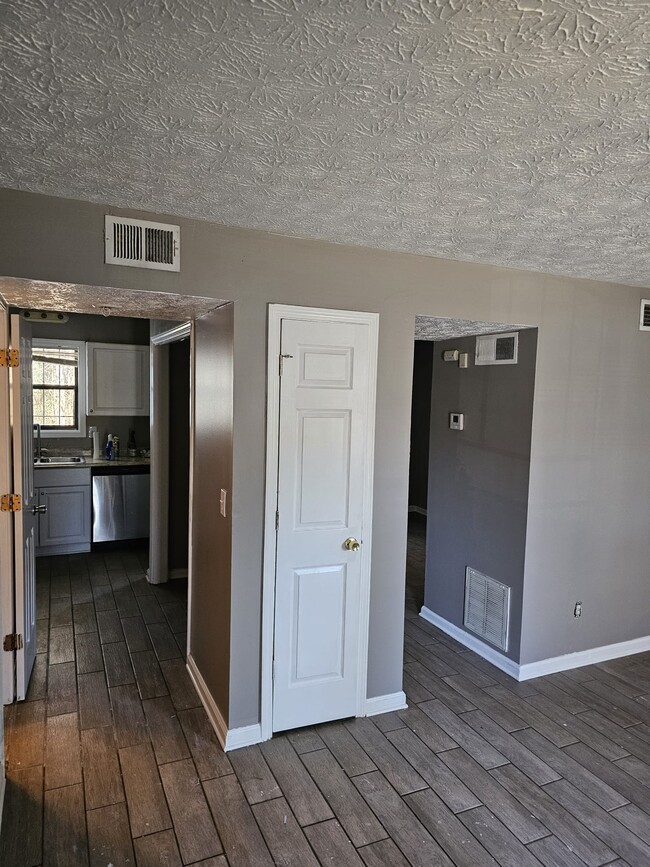 Photo - 2398 Cragstone Ct Unit 2398 Cragstone CT, Lithon