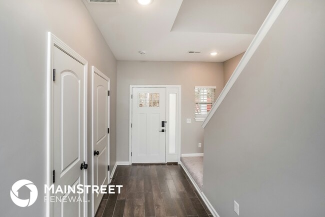 Photo - 2083 Paddle Wheel Dr