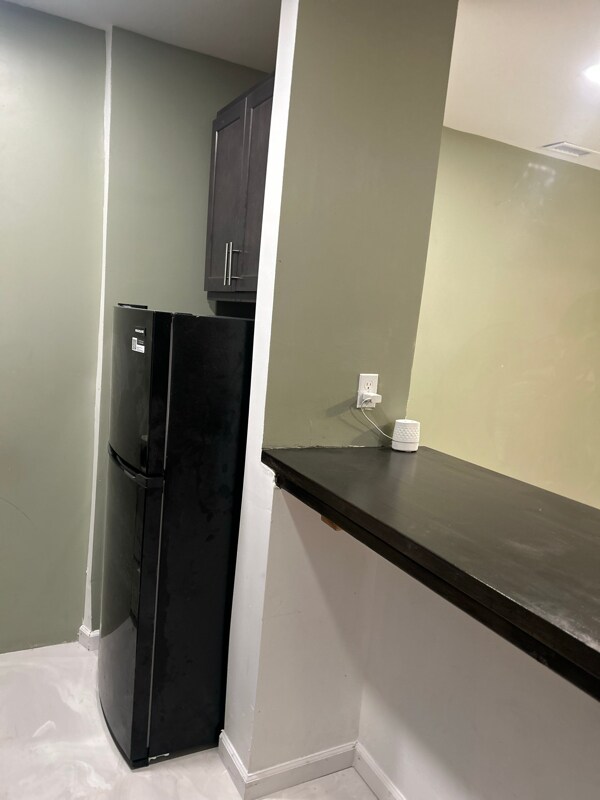 Photo - 3755 Shreve Ave