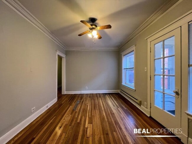 Building Photo - 2 bedroom in CHICAGO IL 60640 Unit B3 Rental