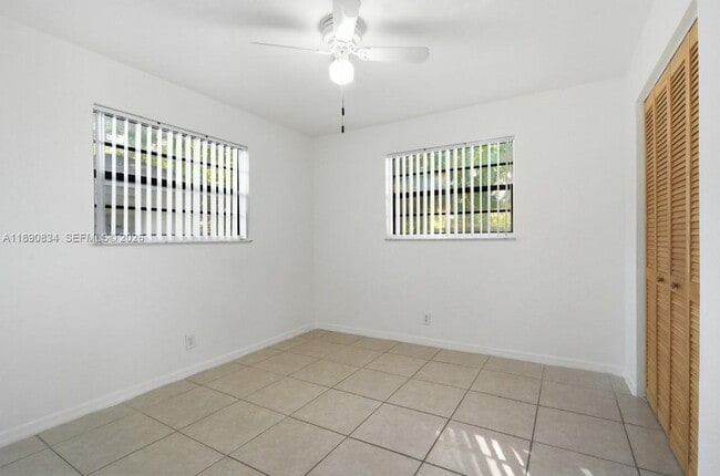 Photo - 4120 SW 19th St Unit 1
