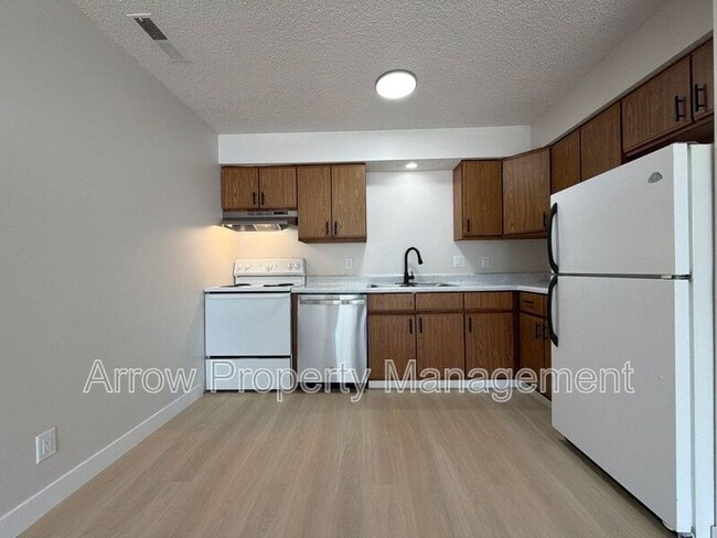 Photo - 2323 T St Unit 7