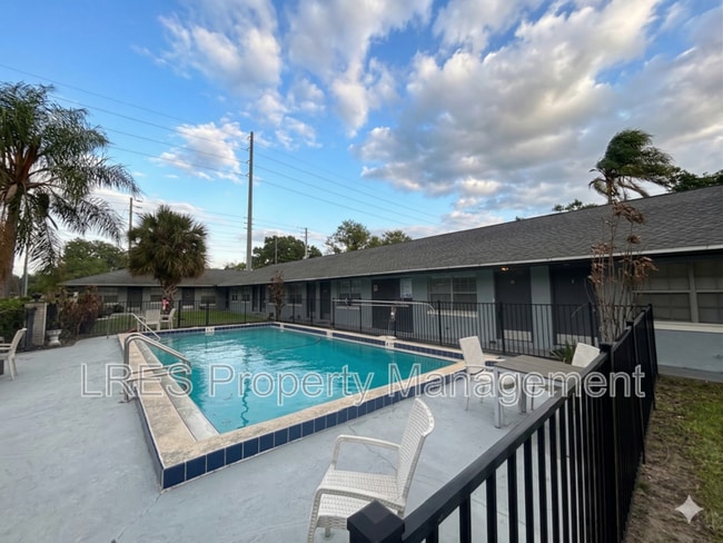 Building Photo - 1031 Columbia Ave