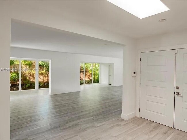 Photo - 10 Prospect Dr