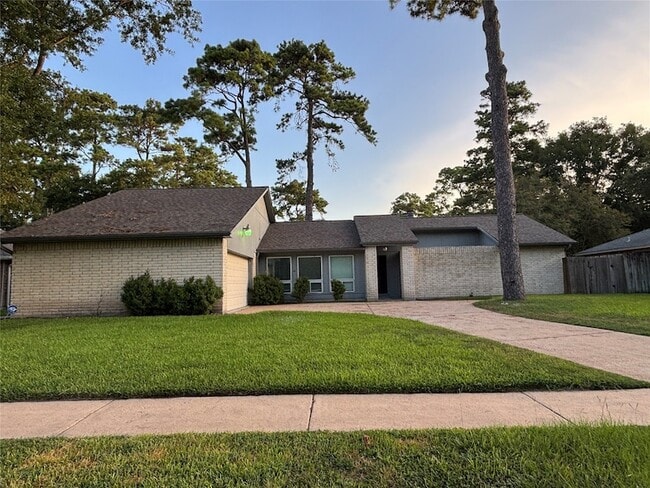 Building Photo - 12614 Campos Dr Rental