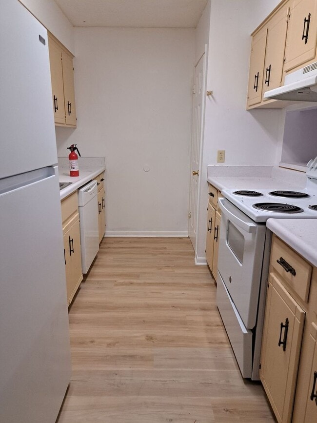 Photo - 12 Alma Ave Unidad 12 Alma Ave, #C