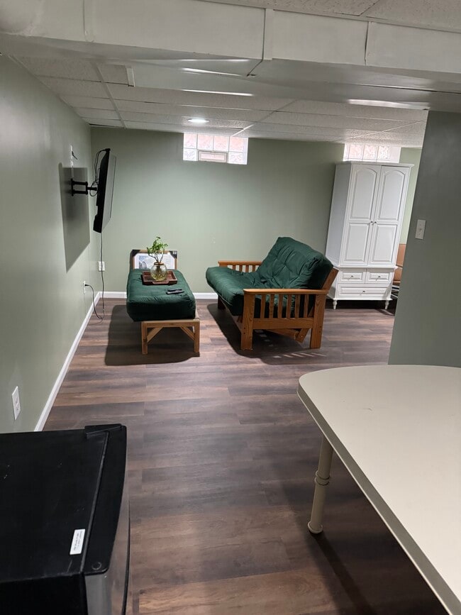 Photo - 3360 Edgewood St Unit Lower