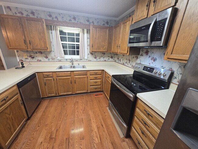 Photo - 8610 Haw River Rd