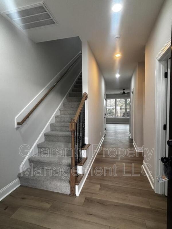 Photo - 101 St Matthews Rd