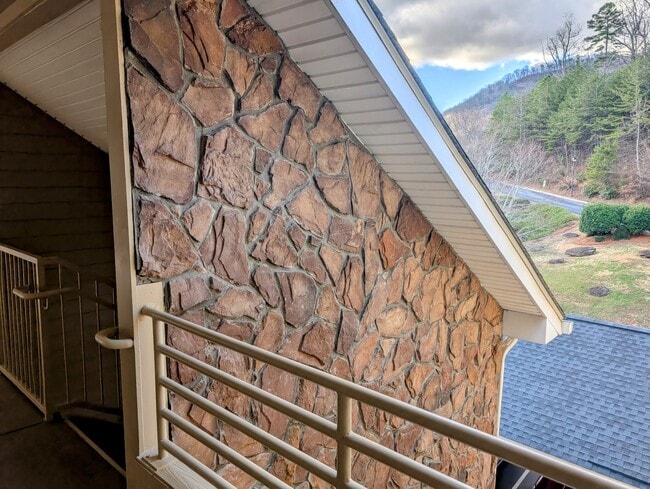 Photo - 94 Glen Eagle Ct Unit 301C